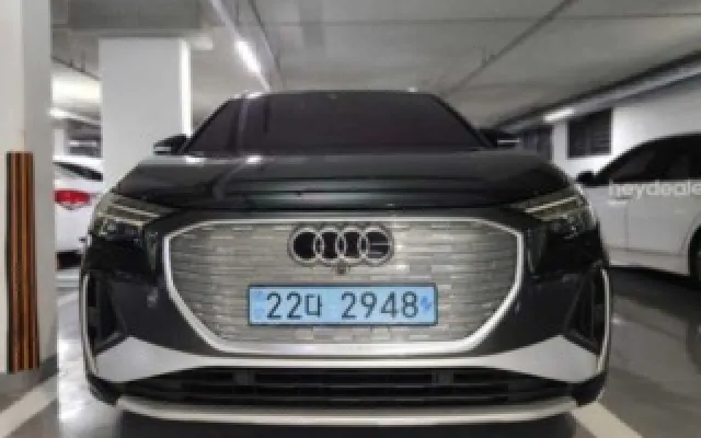 수원정직한중고차 Q4 e-트론 40 프리미엄 매물 사진 14 - 2022/10 58,596km